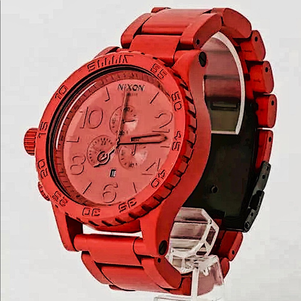 NIXON 51-30 Chrono Watch *LIMITED EDITION* (RED)